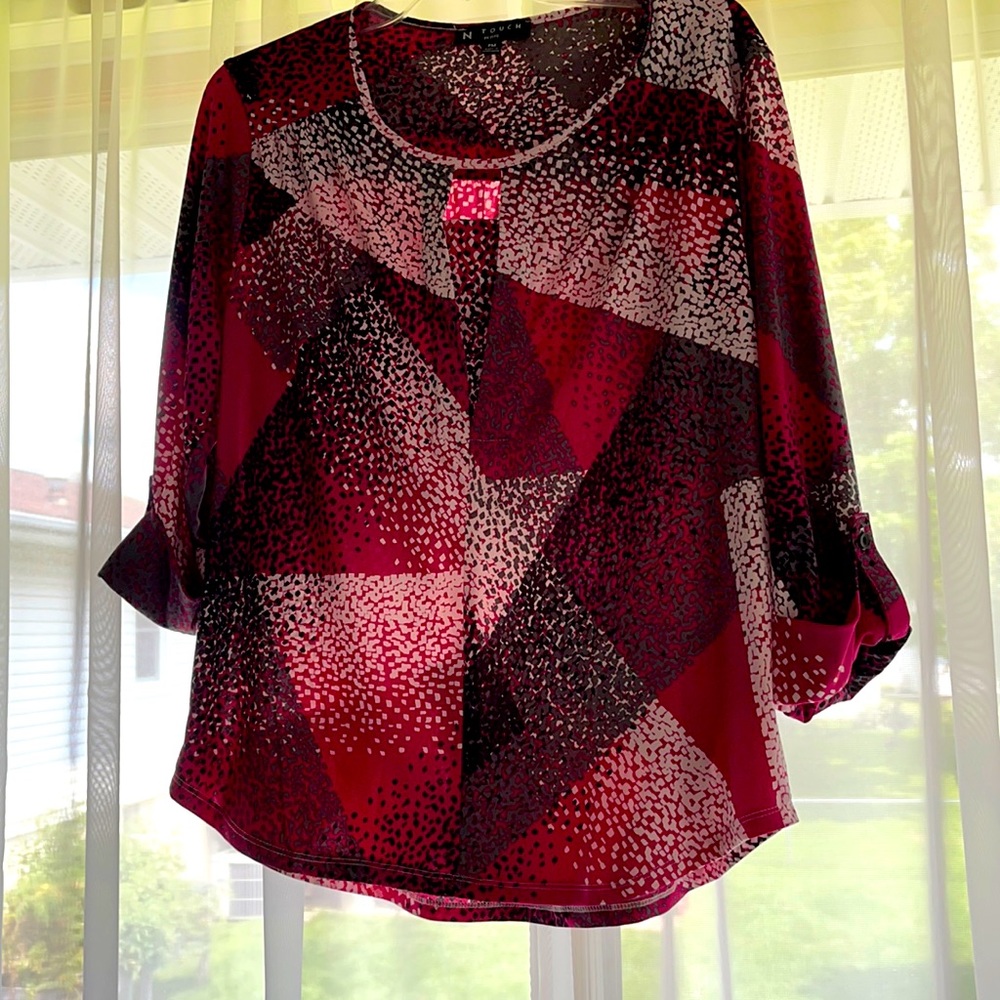 Petite Med. ladies Tunic Top Excellent Condition